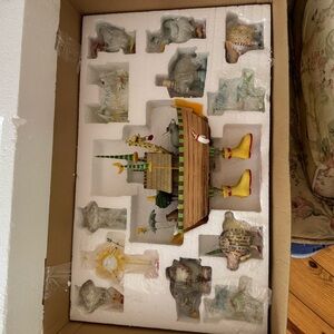 Colorful Noah's Ark Figurine Set